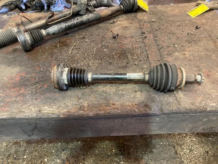 Arbre de transmission avant gauche d'un Seat Ibiza, -, 3 mois de garantie, Utilisé, -