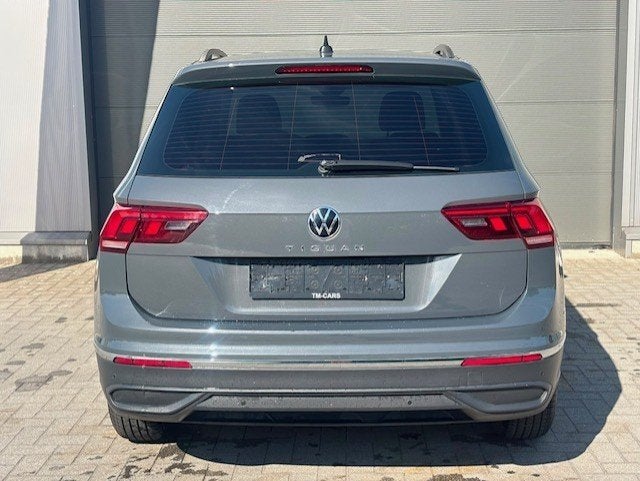 VW Tiguan benzine, Argent ou Gris, Achat, Entreprise, Noir