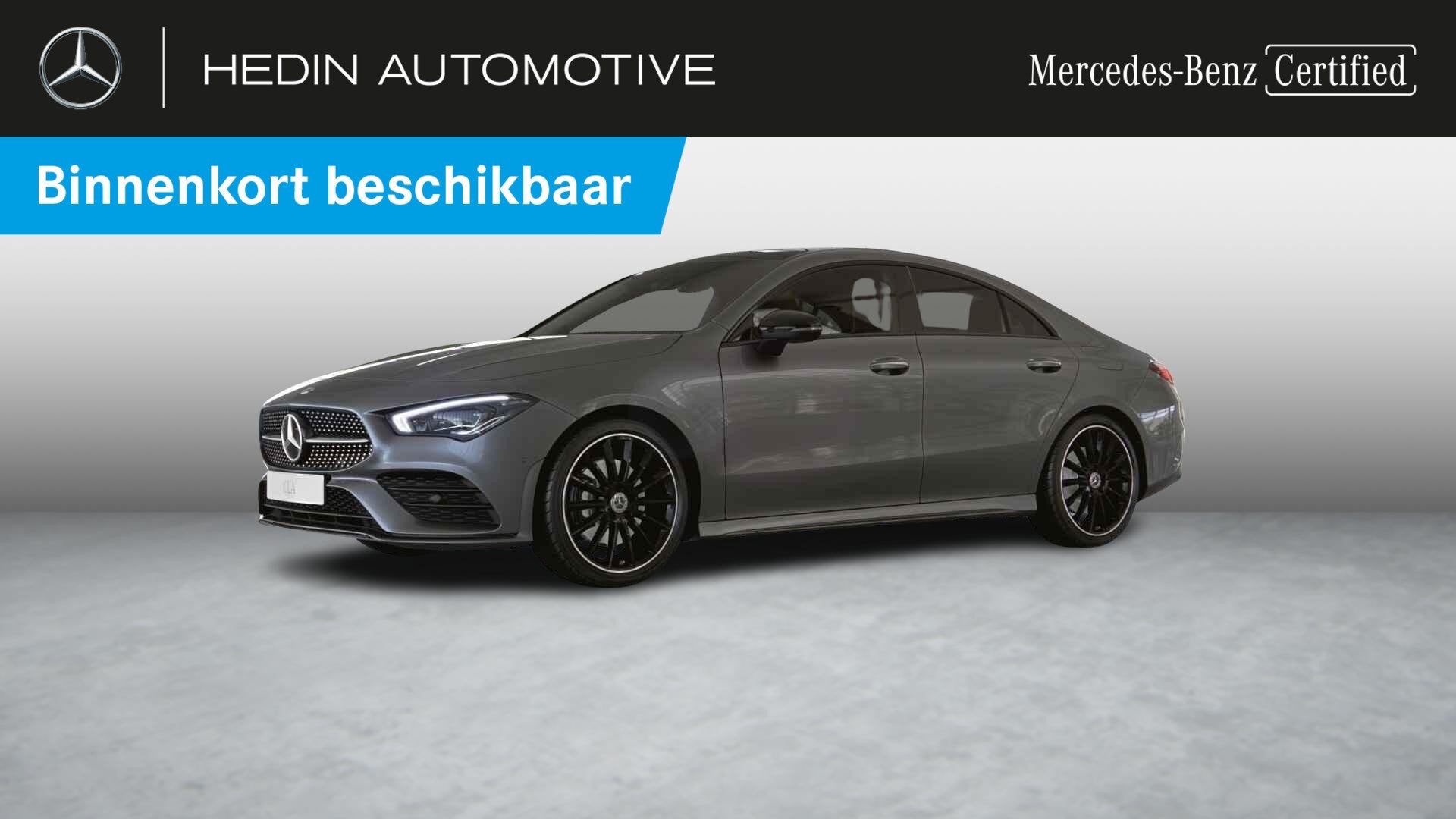 Mercedes-Benz CLA-Klasse 250 e Coupé AMG Line | Panoramisch, Auto's, Mercedes-Benz, Stof, 4 cilinders, 16 kWh, 5 zetels