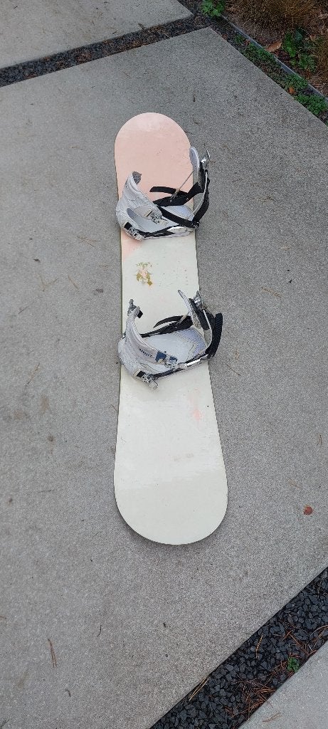 Snowboard dame, Sport en Fitness, Ophalen, Gebruikt, Bindingen