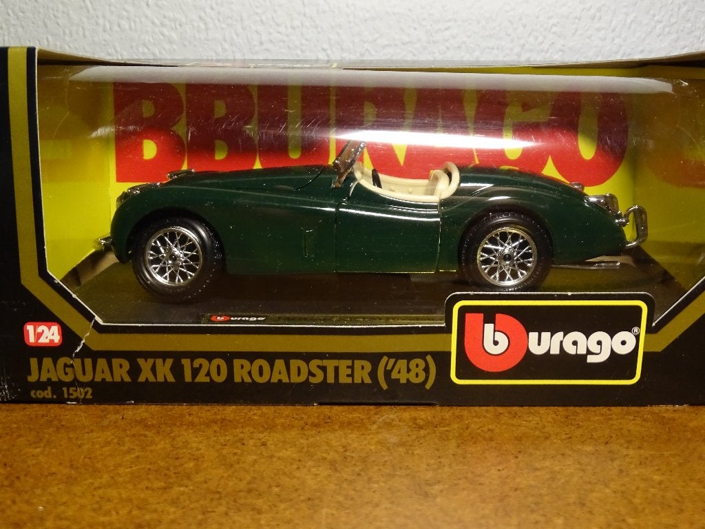Jaguar XX120 Roadster (1948) 1:24 Bburago, Hobby & Loisirs créatifs, Enlèvement ou Envoi, Neuf, Voiture, Burago