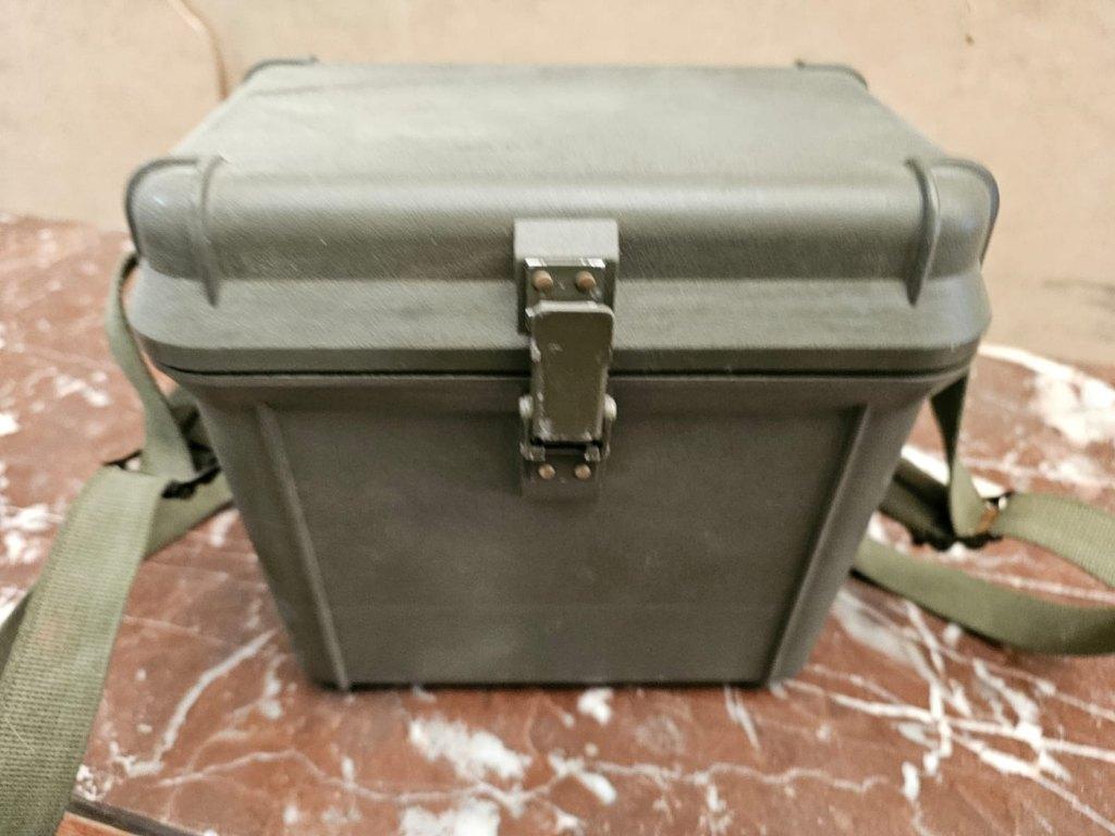 Nicht vision box, legerkoffer of draagkoffer, Ophalen, Landmacht, Kist of Geocache