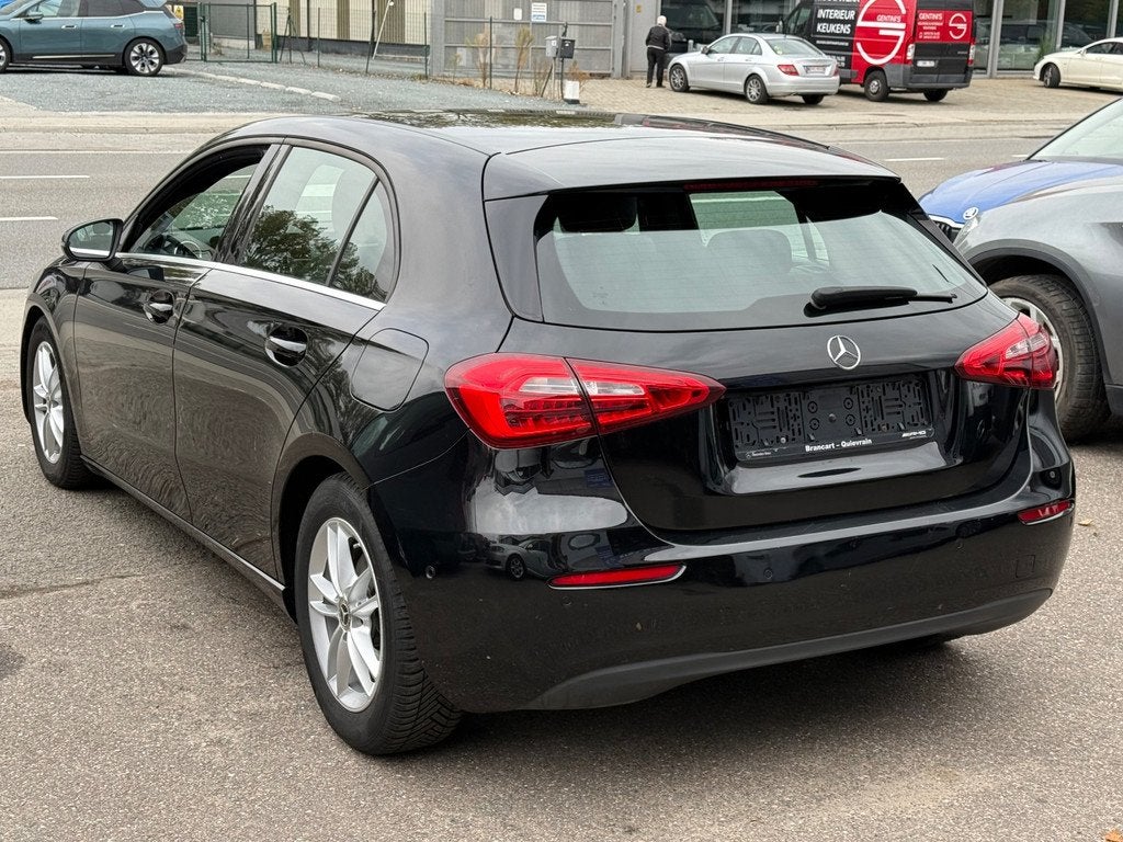 Mercedes A 180 D, Gebruikt, Euro 6, https://public.car-pass.be/vhr/f1c999b3-8364-4058-9600-5442dc7f557f, 1445 kg
