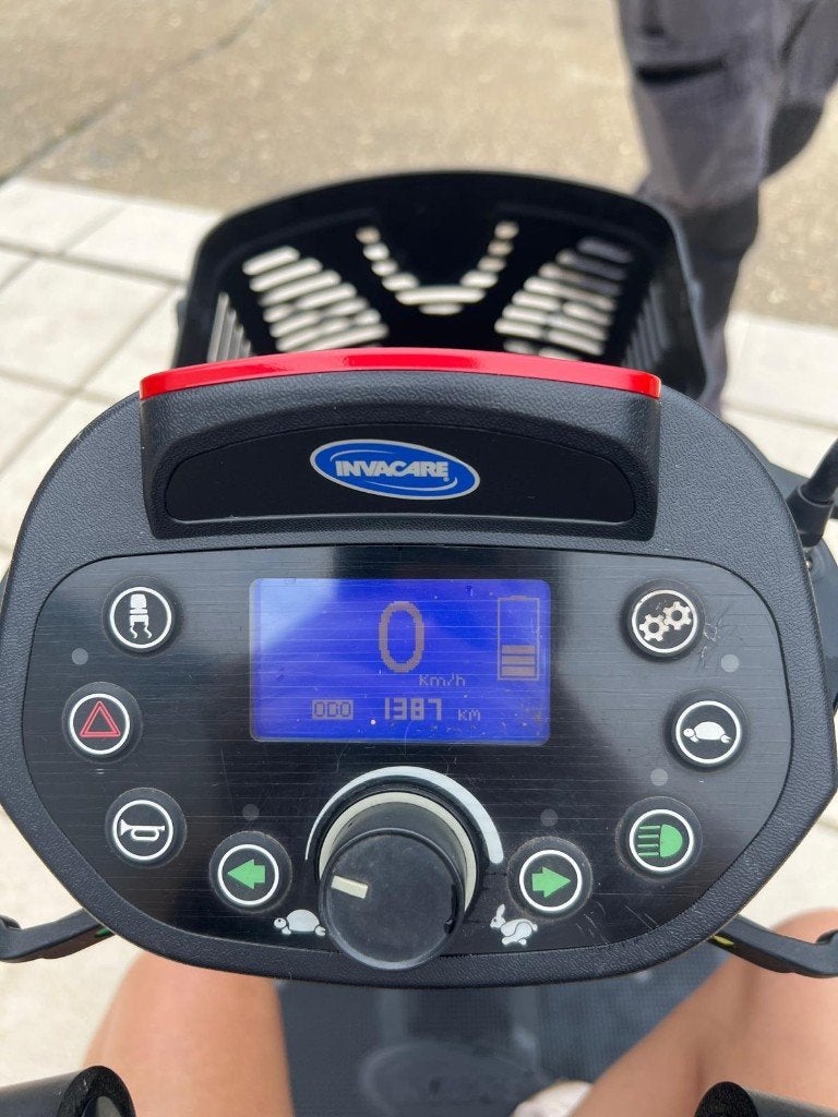 Mooie  verzorgde scootmobiel, Fietsen en Brommers, Scooters | Overige merken, Ophalen, Zo goed als nieuw, Klasse A (25 km/u)