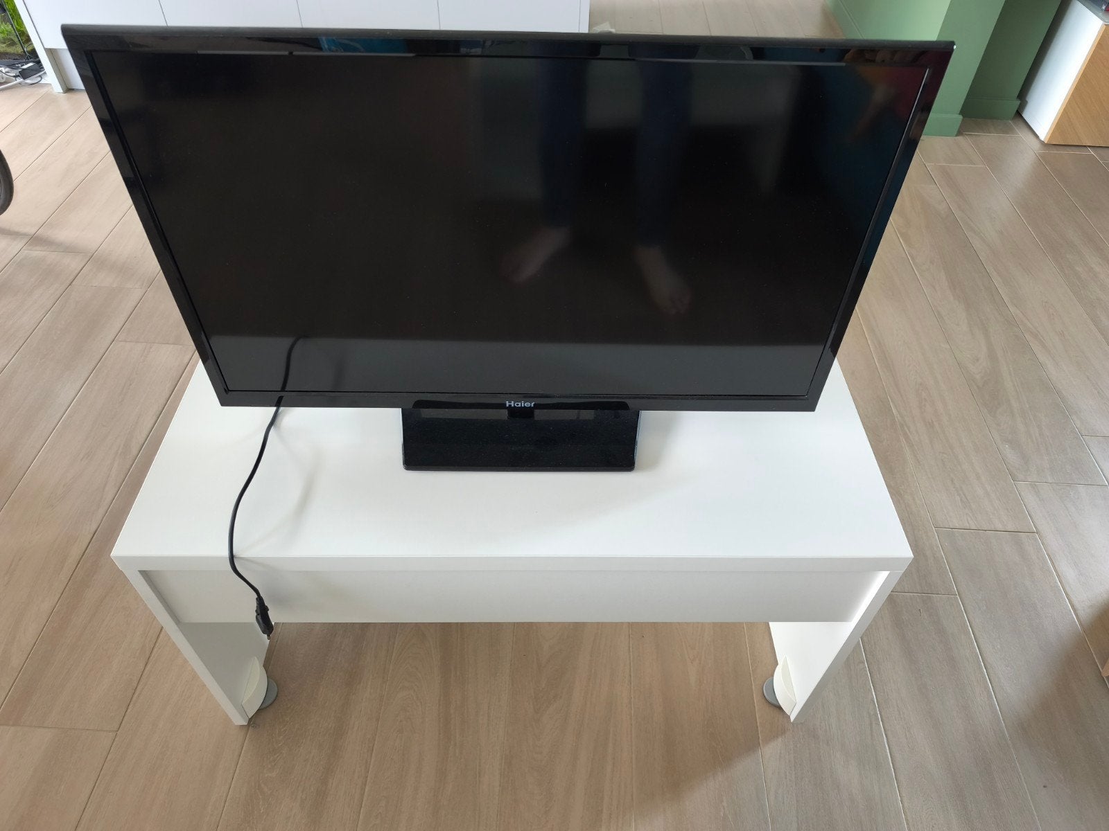 Haier LE32M600C
TV, Audio, Tv en Foto, Televisies, LED, HD Ready (720p), 80 tot 100 cm, Zo goed als nieuw