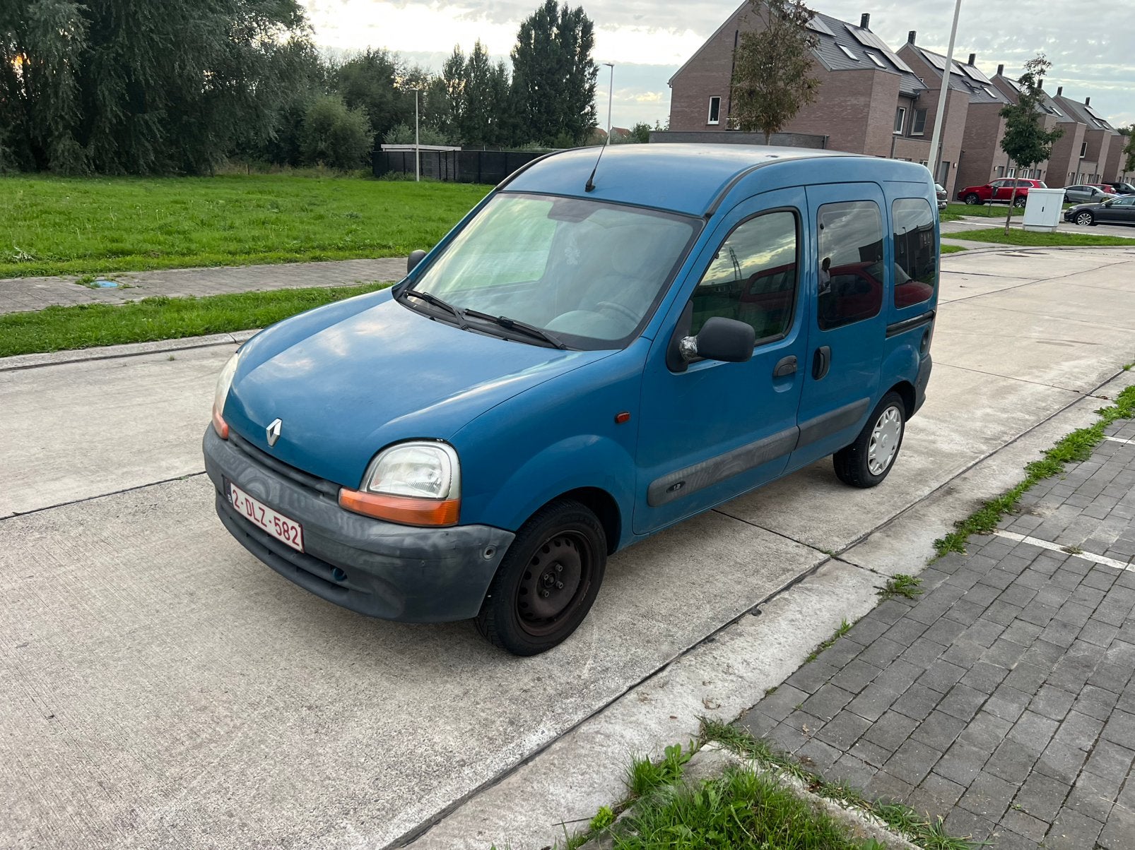 Renault Kangoo 1.2 benzine, Autos, Boîte manuelle, 5 portes, 5 places, Kangoo