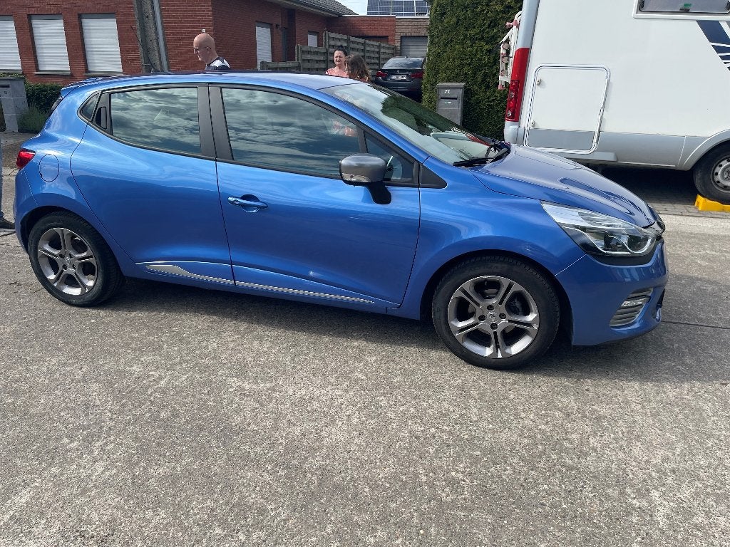 Gereserveerd renault clio R van 23/10/2015, Autos, Euro 5, Achat, Boîte manuelle, Noir