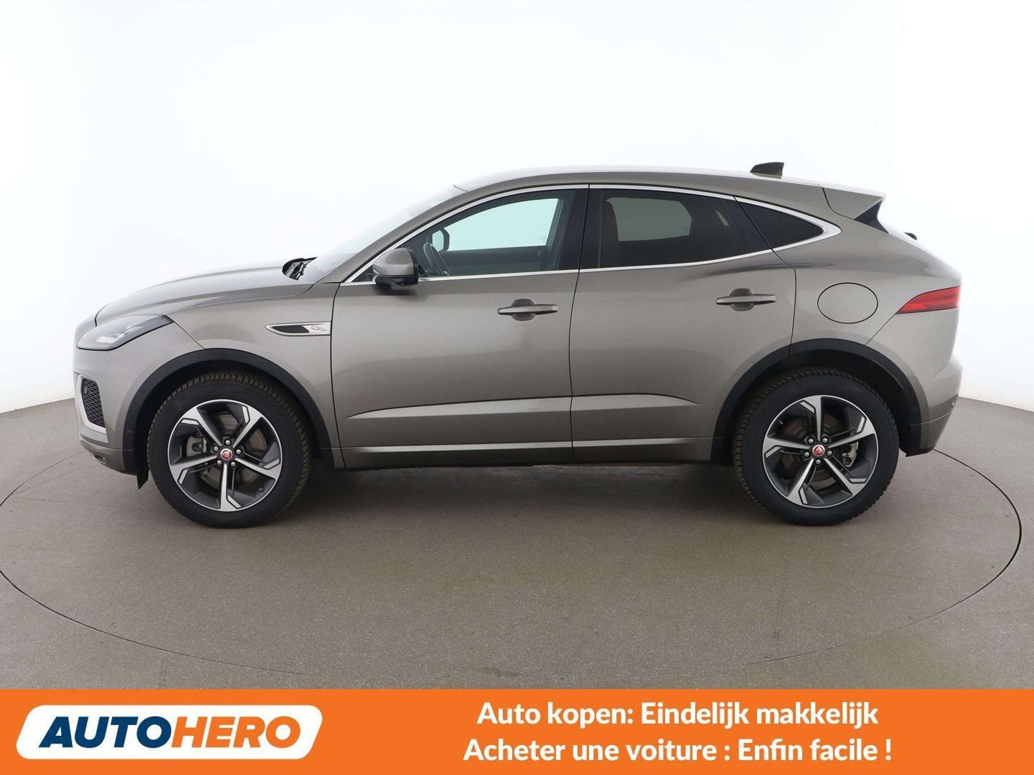 Jaguar E-Pace P300e Plug-in Hybrid R-Dynamic S AWD, Euro 6, 2173 kg, Leder, 44 g/km