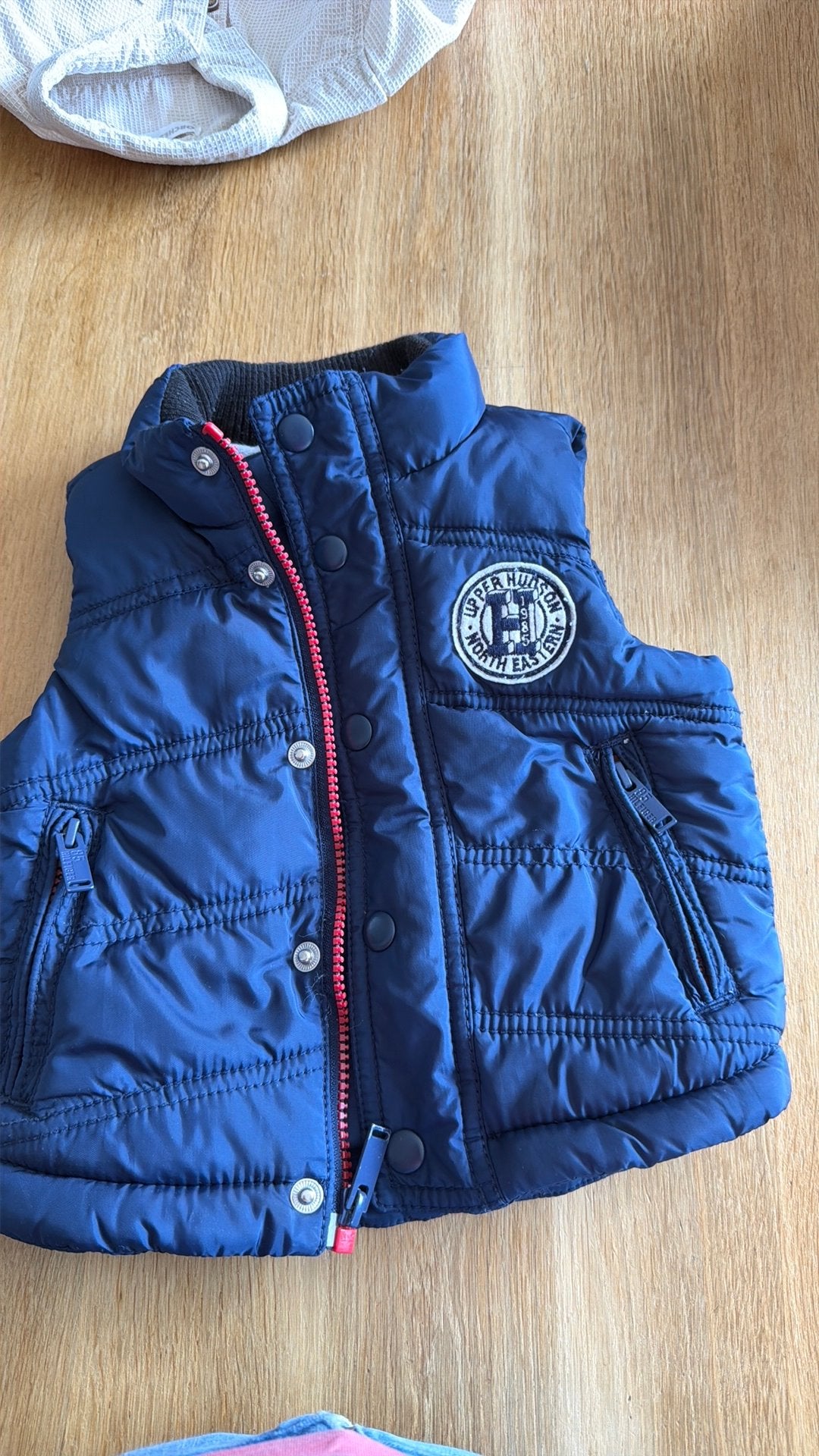 Veste tommy 18 mois -24 mois, Enfants & Bébés, Enlèvement, Comme neuf, Tommy hilfiger, Garçon