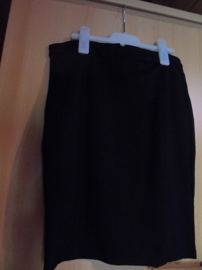 zwarte rok van Only L, Vêtements | Femmes, Jupes, Taille 42/44 (L), Only, Enlèvement ou Envoi, Comme neuf