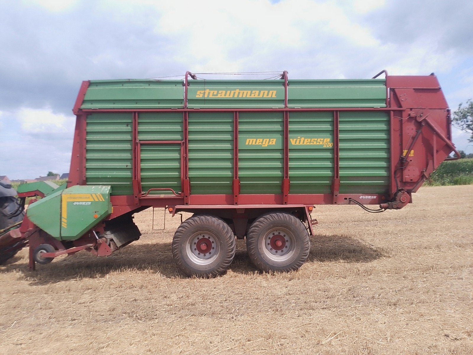 Opraapwagen strautmann, Ophalen