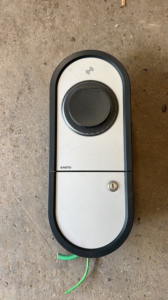 Chargeur Ensto one véhicules électriques (lecteur de carte), Enlèvement, Comme neuf, Borne de recharge