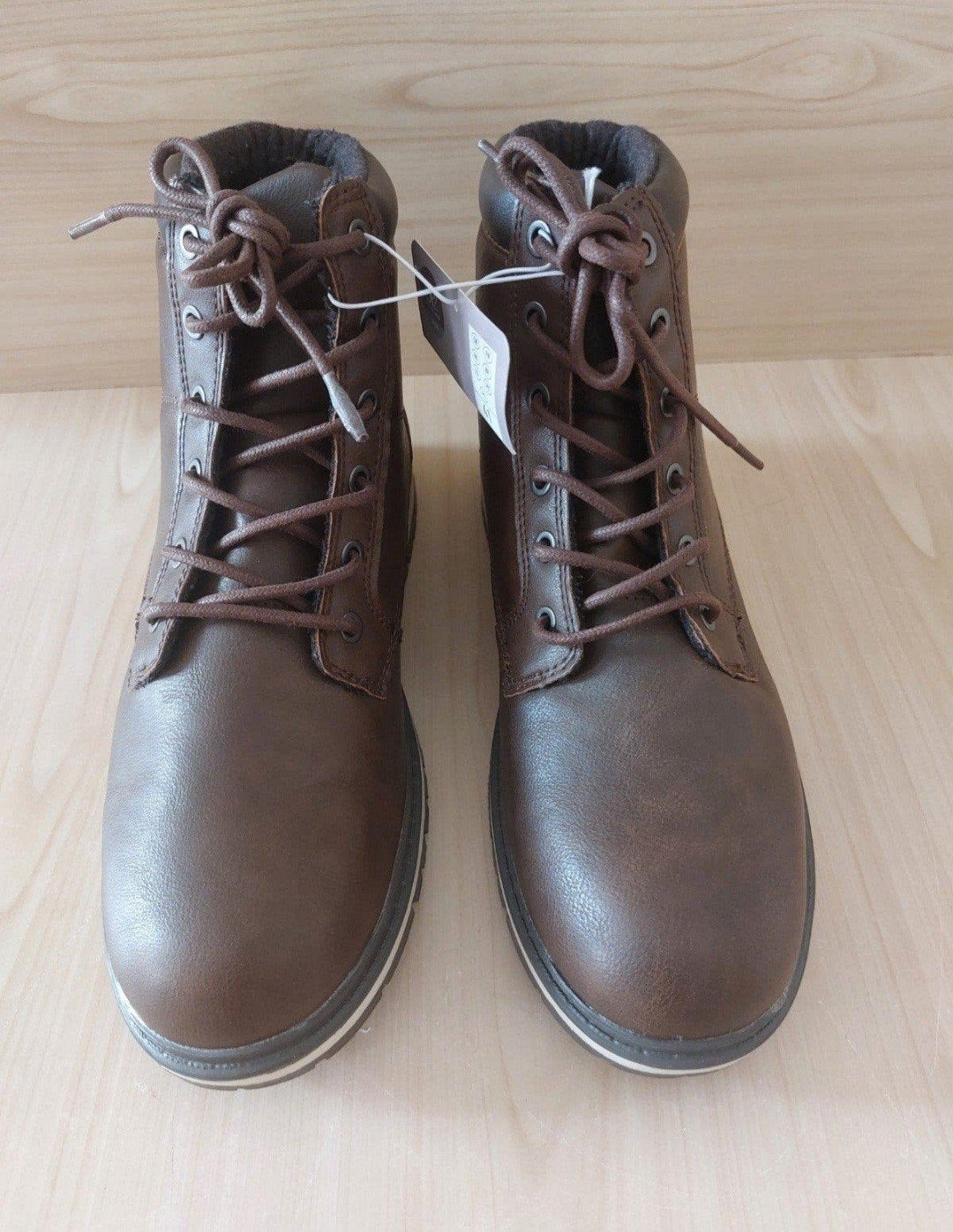 chaussure homme p41, Vêtements | Hommes, Enlèvement
