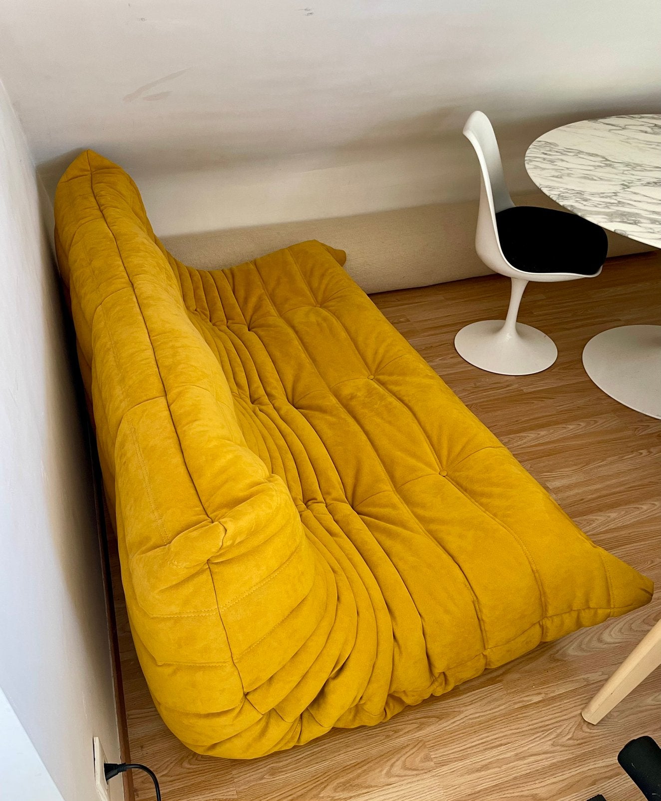 Ligne Roset Togo / Knoll Table, Ophalen