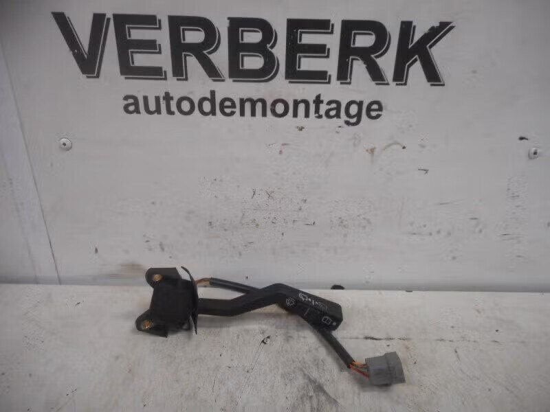 RUITENWISSER SCHAKELAAR Volvo 740 Estate (1347929), Enlèvement ou Envoi, Info@volvocars.com, Volvo Car Germany GmbH, Siegburger Straße 229 50679 Köln, DE