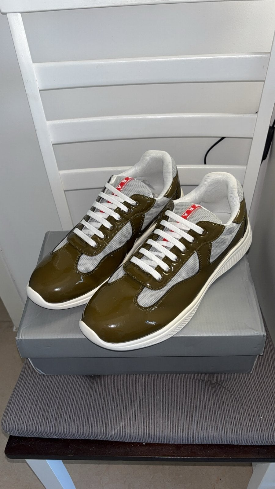 Prada Cups Olive Green - Nieuw!, Kleding | Heren, Ophalen, Nieuw