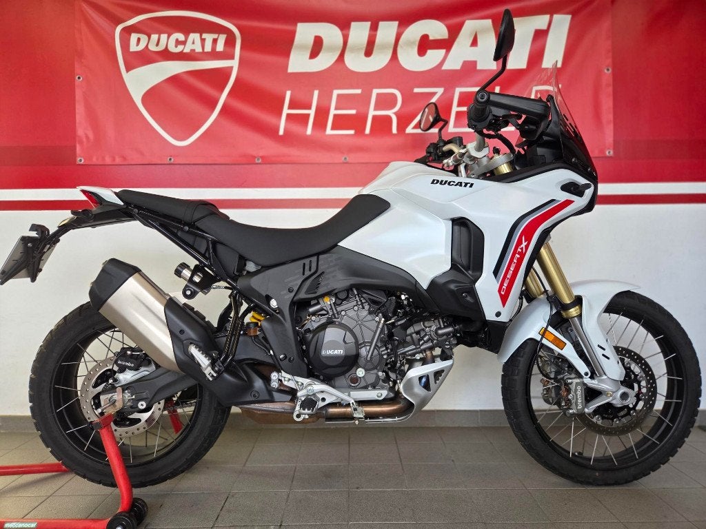 DesertX V2, Motoren, Traction Control, 2 cilinders, Motorrijbewijs A, 896 cc