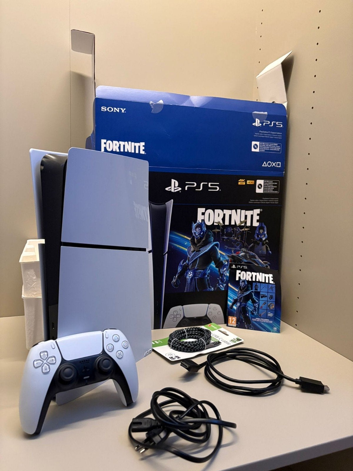 PlayStation 5 Slim Digital Edition 1TB – Fortnite Edition (m, Enlèvement ou Envoi