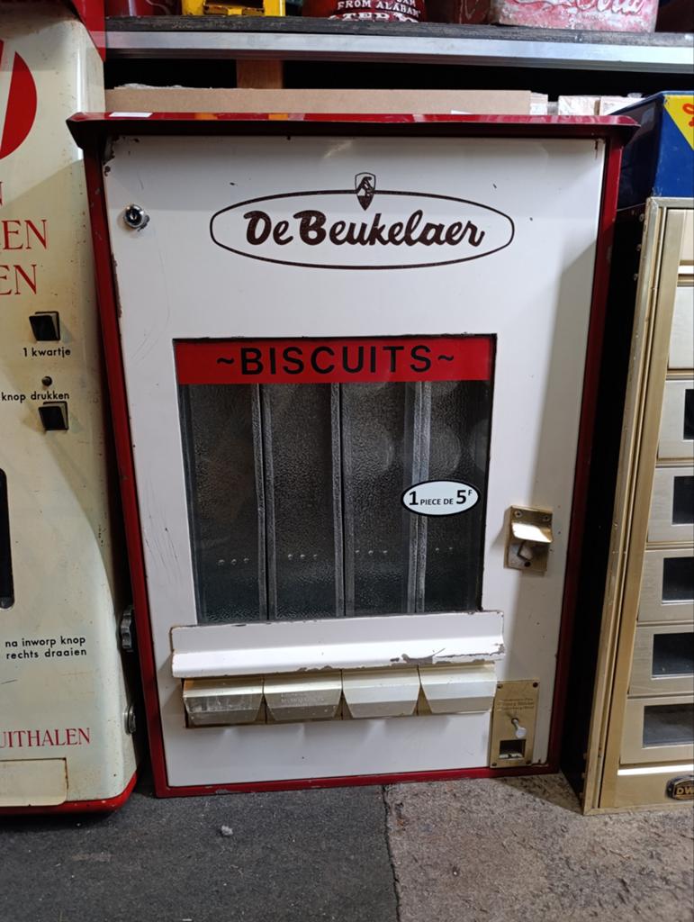 Ancienne machine murale à biscuits De Beukelaer, Collections, Enlèvement, Utilisé
