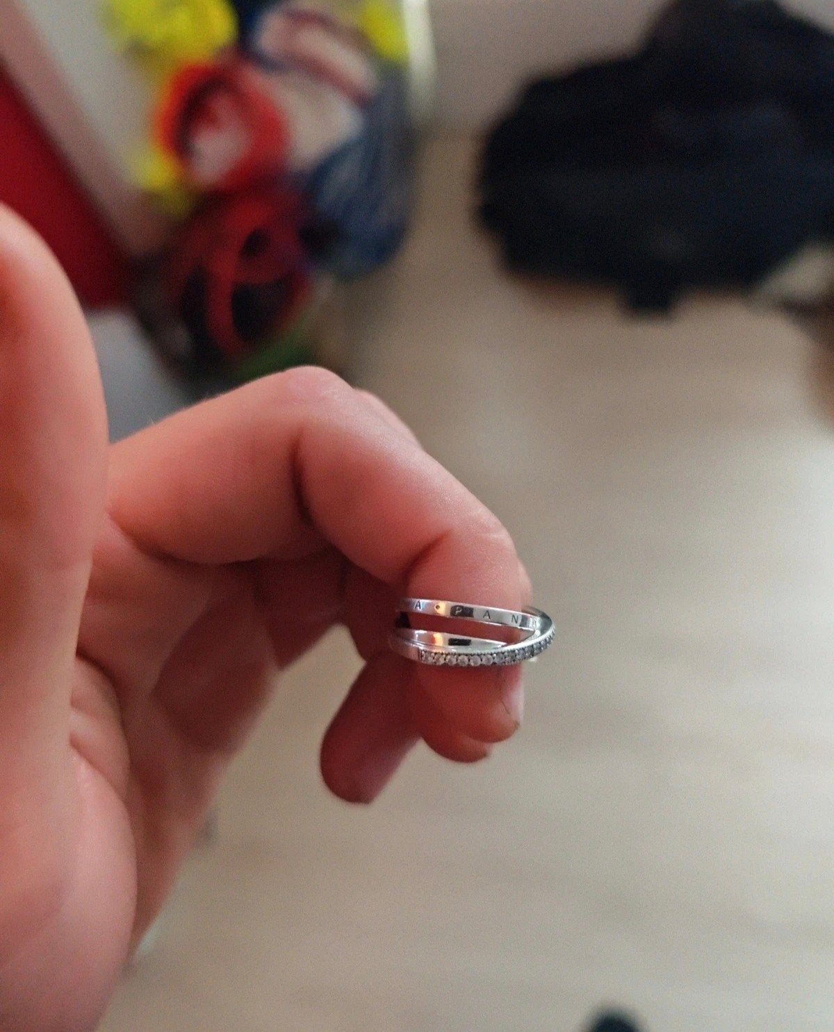 Ring pandora maat 56, Ophalen