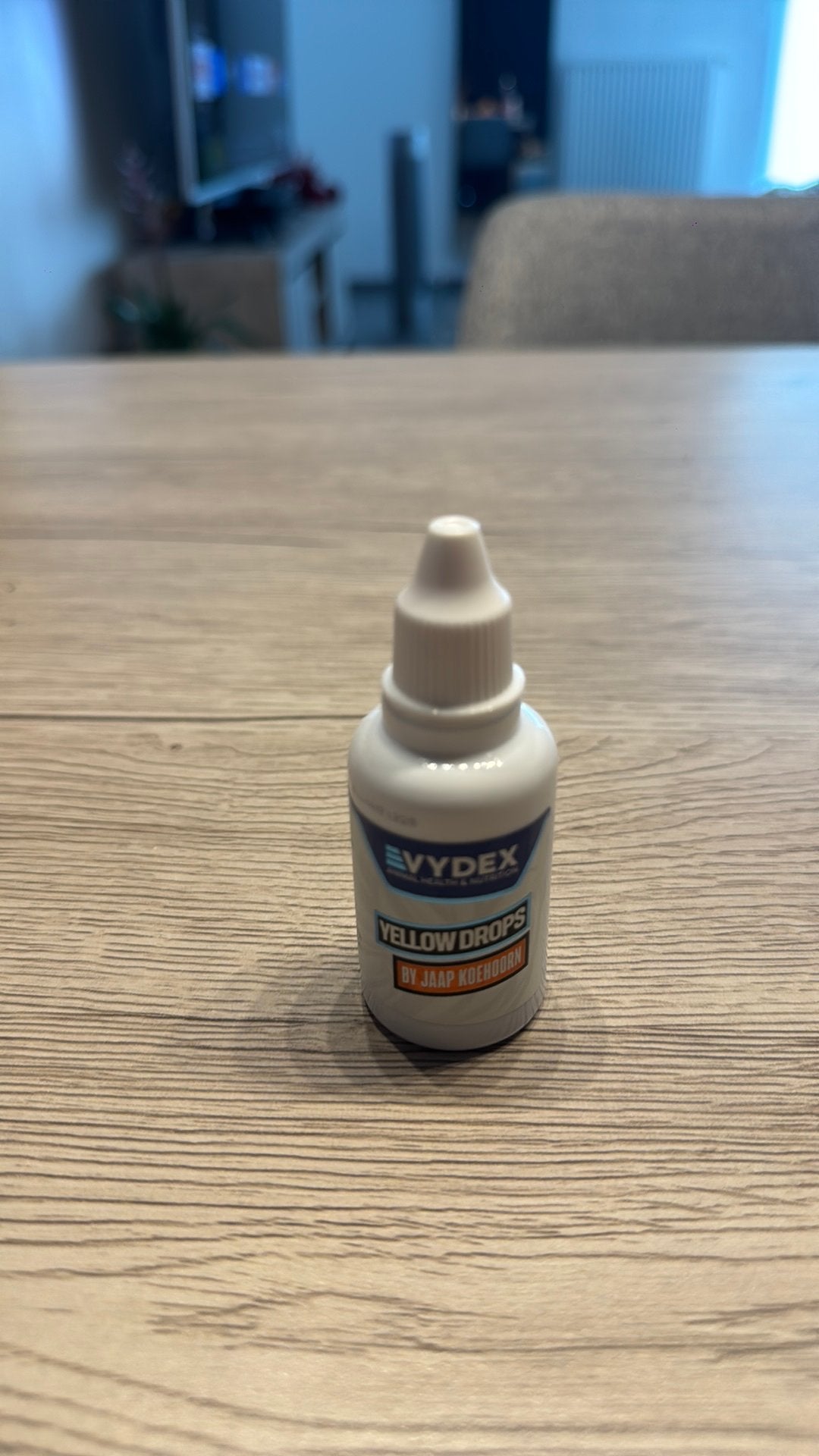 Gelle druppels voor duiven yellow drops, Hobby en Vrije tijd, Modelbouw | Radiografisch | Auto's, Ophalen, Zo goed als nieuw