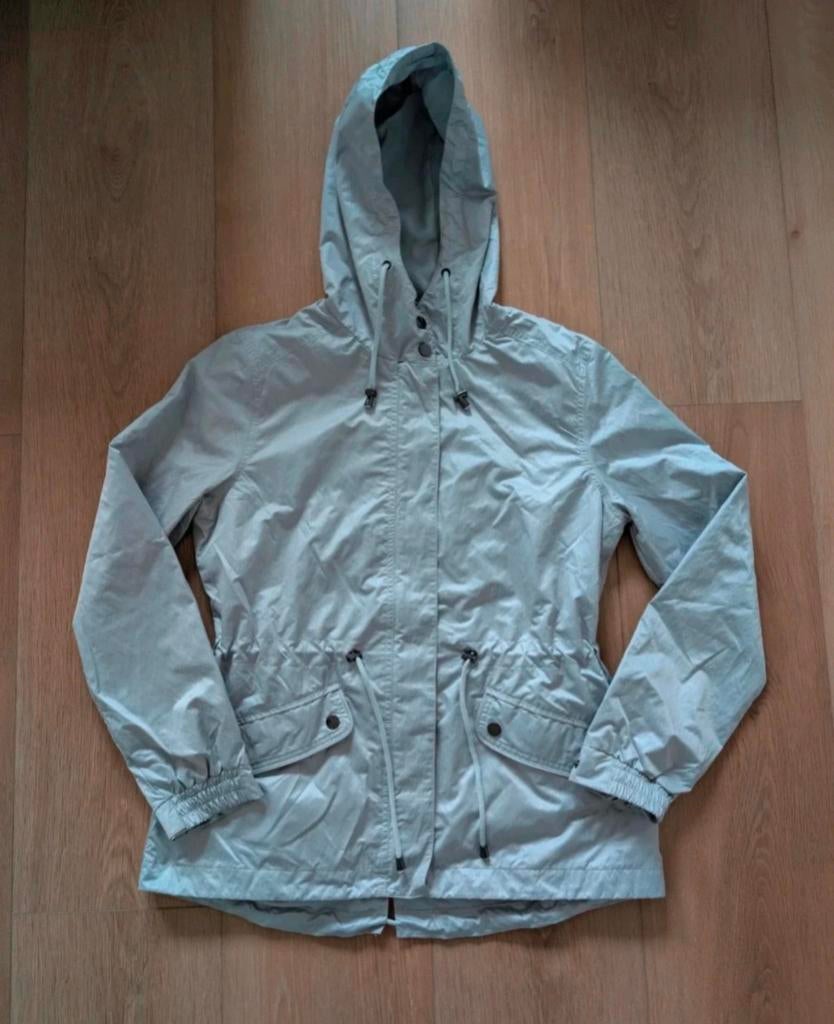 Dames parka / regenjas C&A - Zilverkleurig / grijs - Maat 40, Maat 38/40 (M), Ophalen of Verzenden, Zo goed als nieuw, Grijs