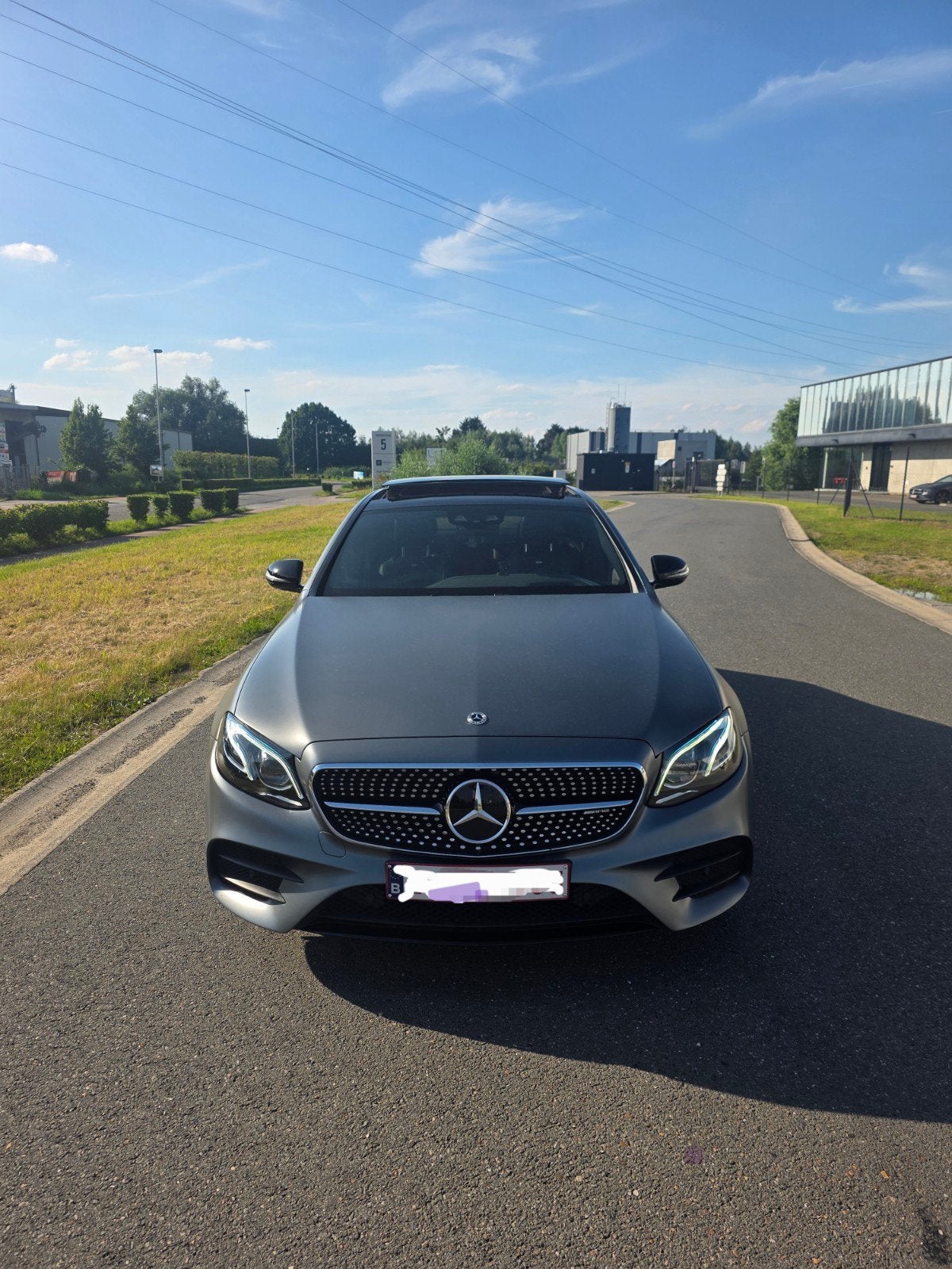 Mercedes classe E 4matic gris matt full option, Autos, Achat, Toit panoramique, Particulier, Classe E