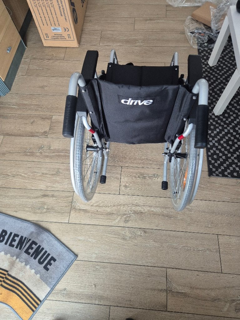 Rolstoel van 39 cm, Ophalen, Nieuw