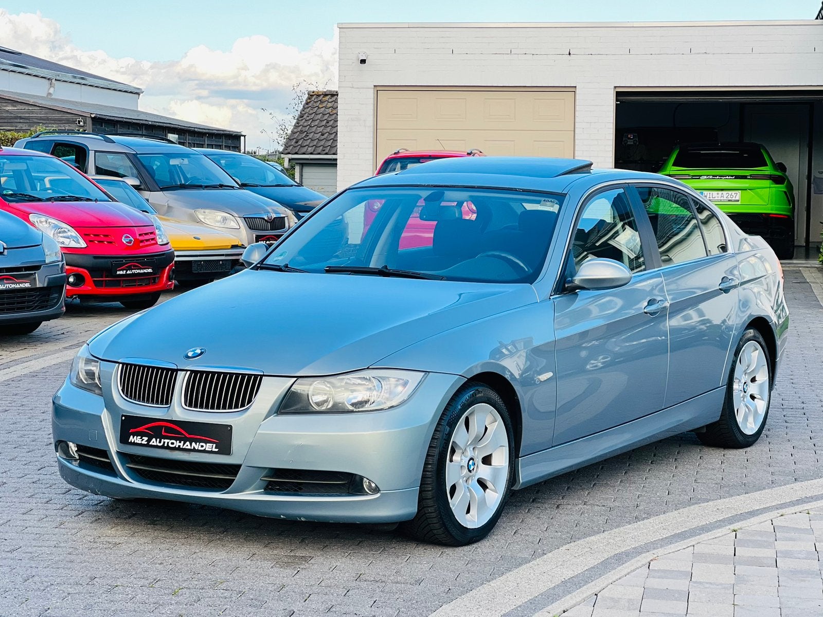 BMW 325i ! 6 CILINDER !! 79.000 KM ! AUTOMATIC * 218 pk !, Auto's, 4 deurs, Blauw, Bedrijf, Grijs
