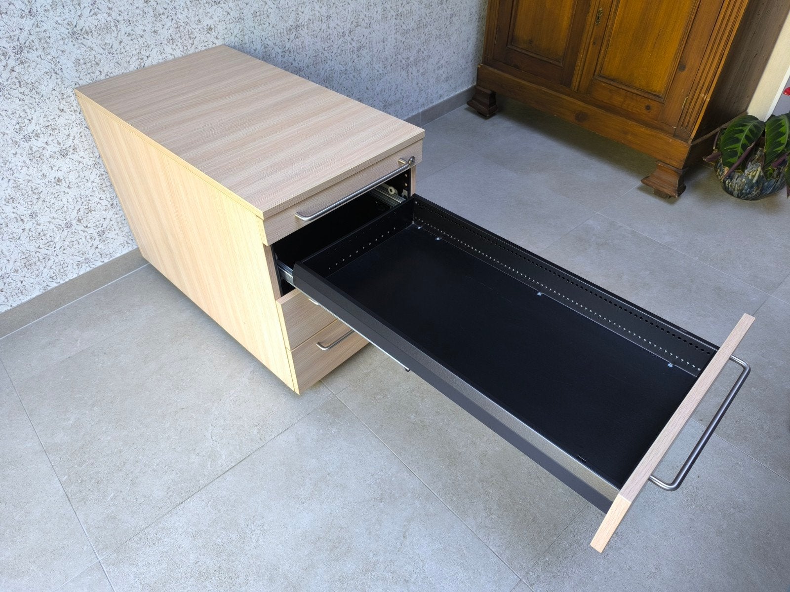 Commode de bureau profonde (80cm) sur roulettes (Bon état!), 3 ou 4 tiroirs, Moins de 100 cm, Enlèvement, Utilisé