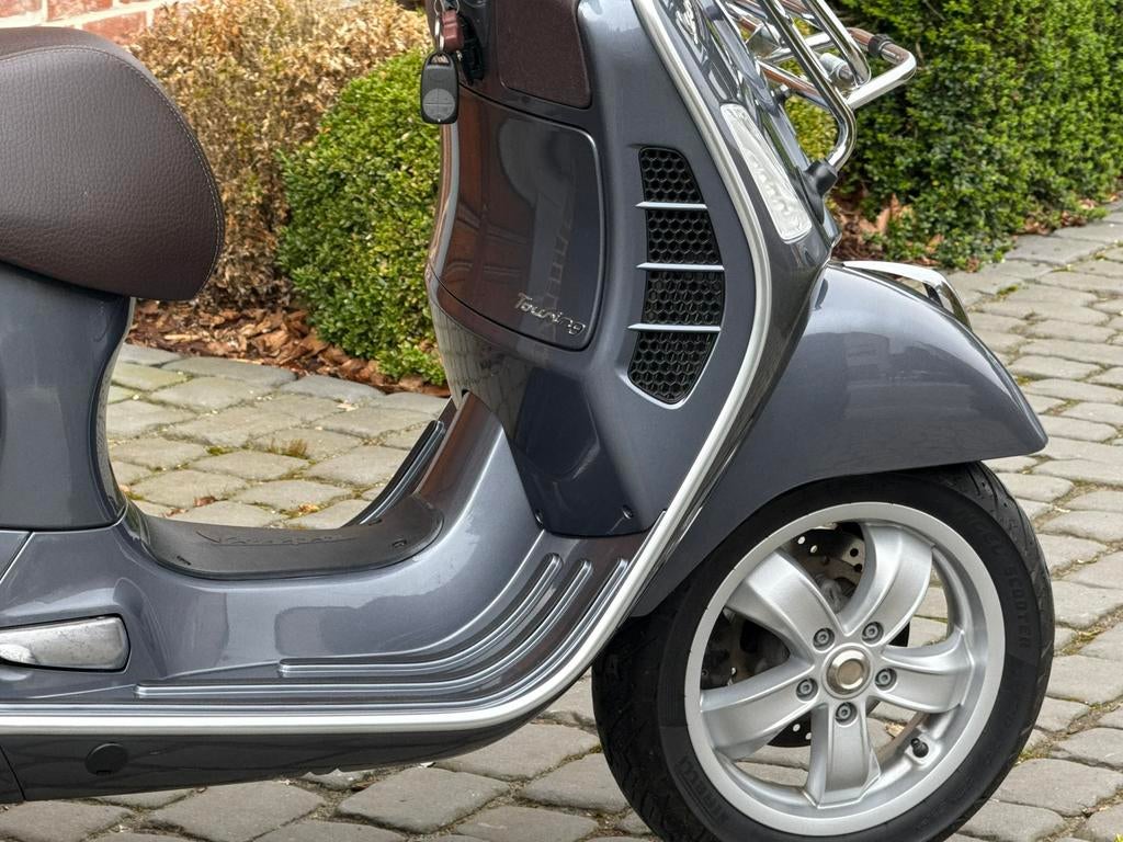 Vespa GTS 300 Touring, Scooter, Motorrijbewijs A, Particulier, Traction Control