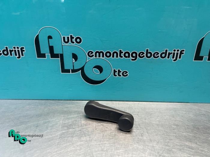 Raamslinger van een Volkswagen Caddy (Caddy 04-), Gebruikt, -, Volkswagen, -