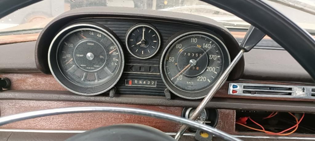 Mercedes 280 SE automaat, Auto's, Automaat, Zwart, Particulier, Te koop