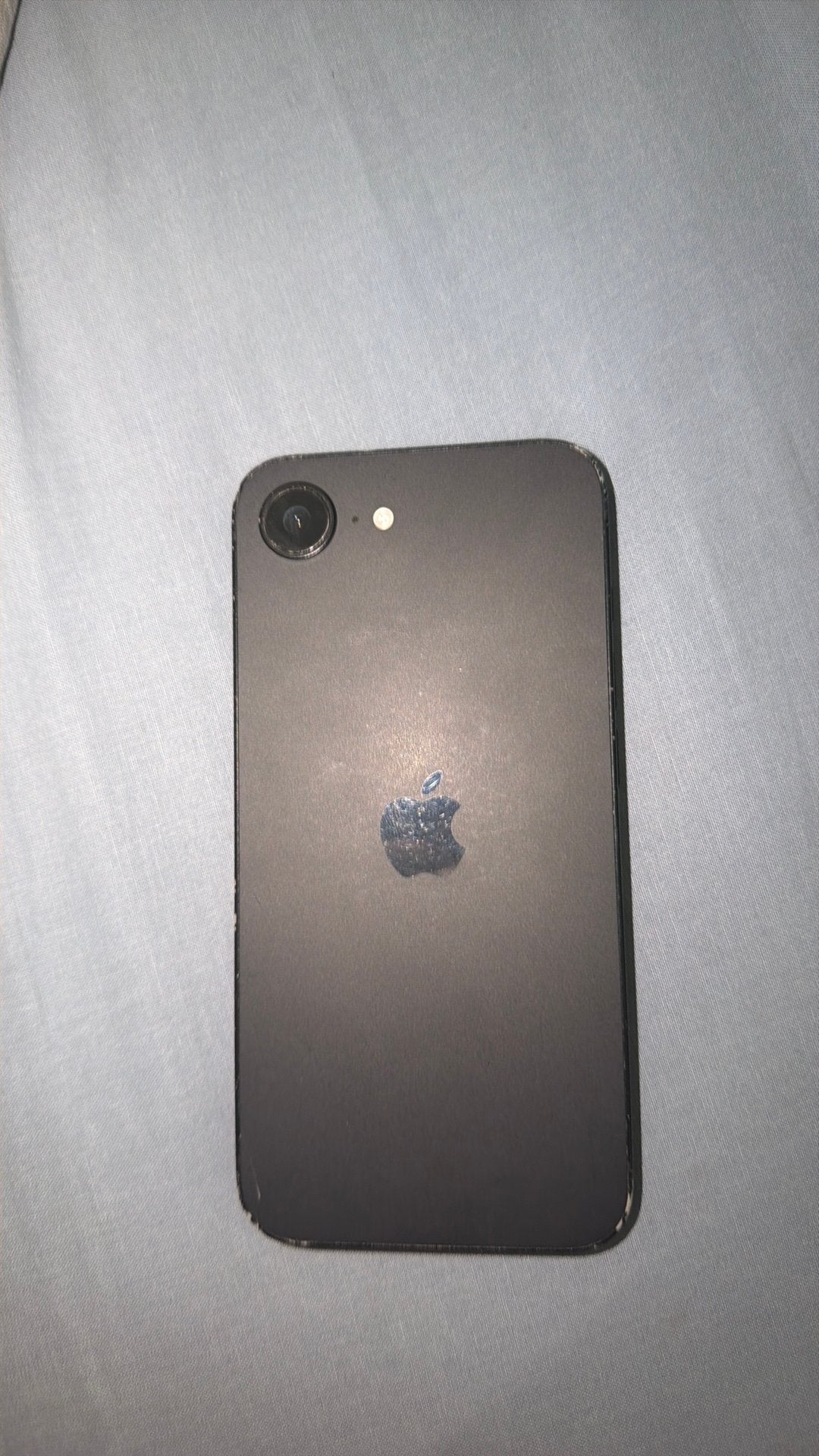 iPhone 16e 128GB – defect / voor onderdelen, Zwart, IPhone 16, Ophalen of Verzenden, Met simlock
