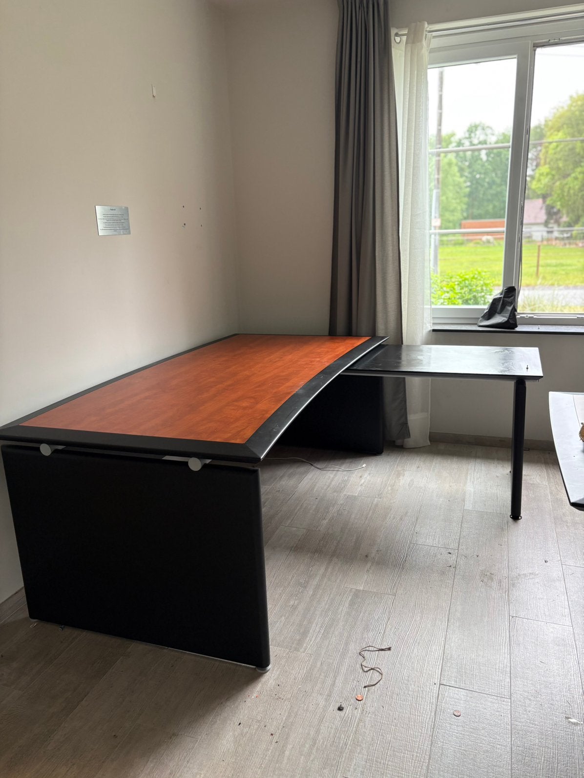 Bureau & tafel executive uitvoering, Huis en Inrichting, Bureaus, Ophalen, Zo goed als nieuw, Zwart
