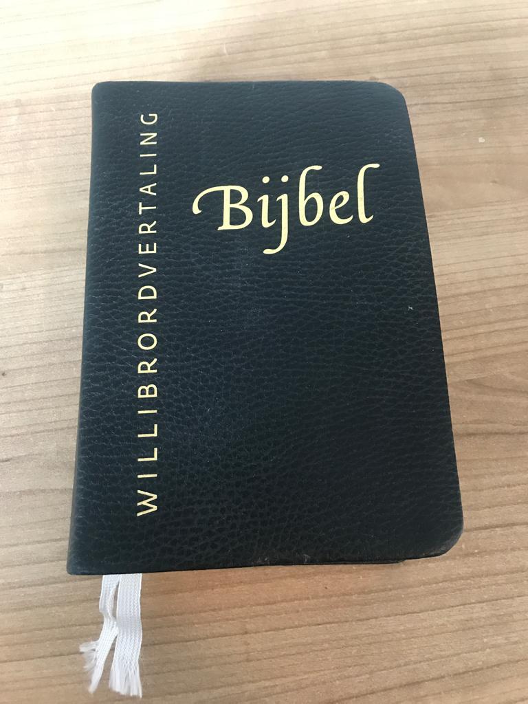 Bijbel - Willibrordvertaling, Boeken, Christendom | Katholiek, Ophalen of Verzenden, Zo goed als nieuw, Katholieke Bijbelstichting Sint Willibrord