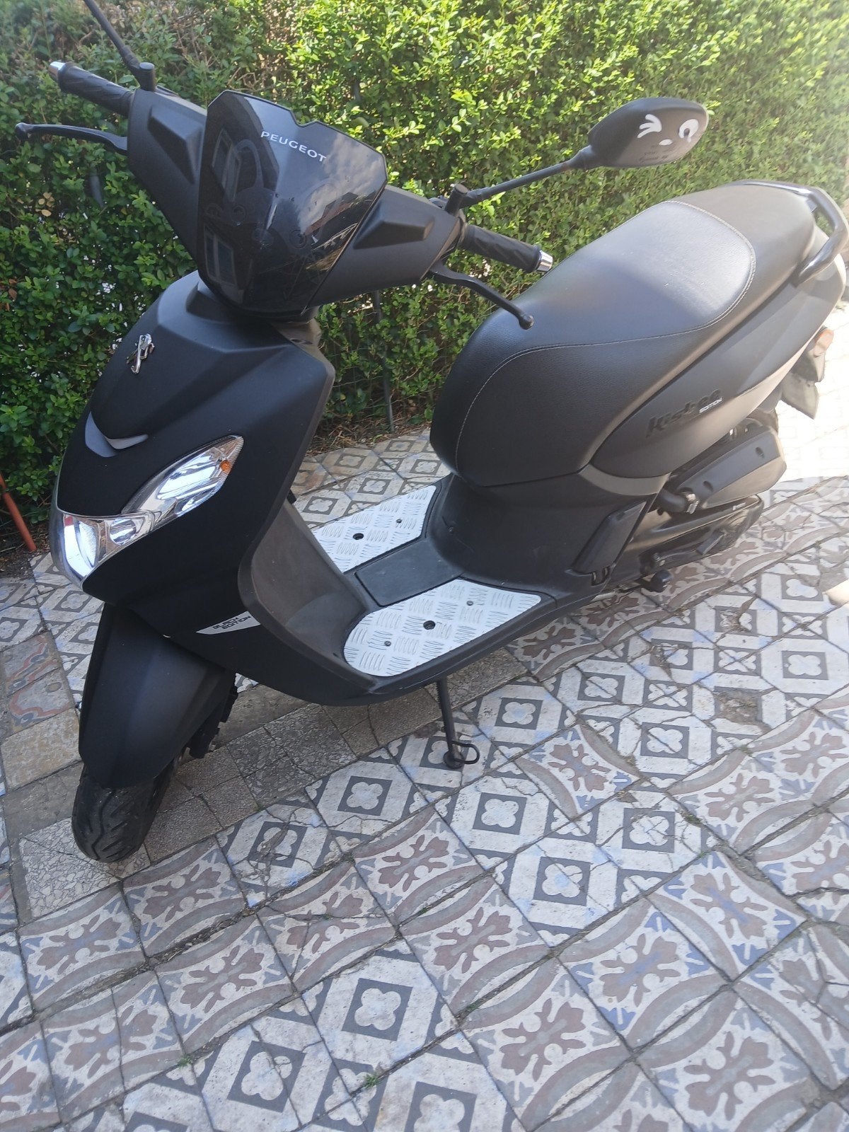 recherche peugeot Kisbee 4 temps pour pièces, Enlèvement, Peugeot