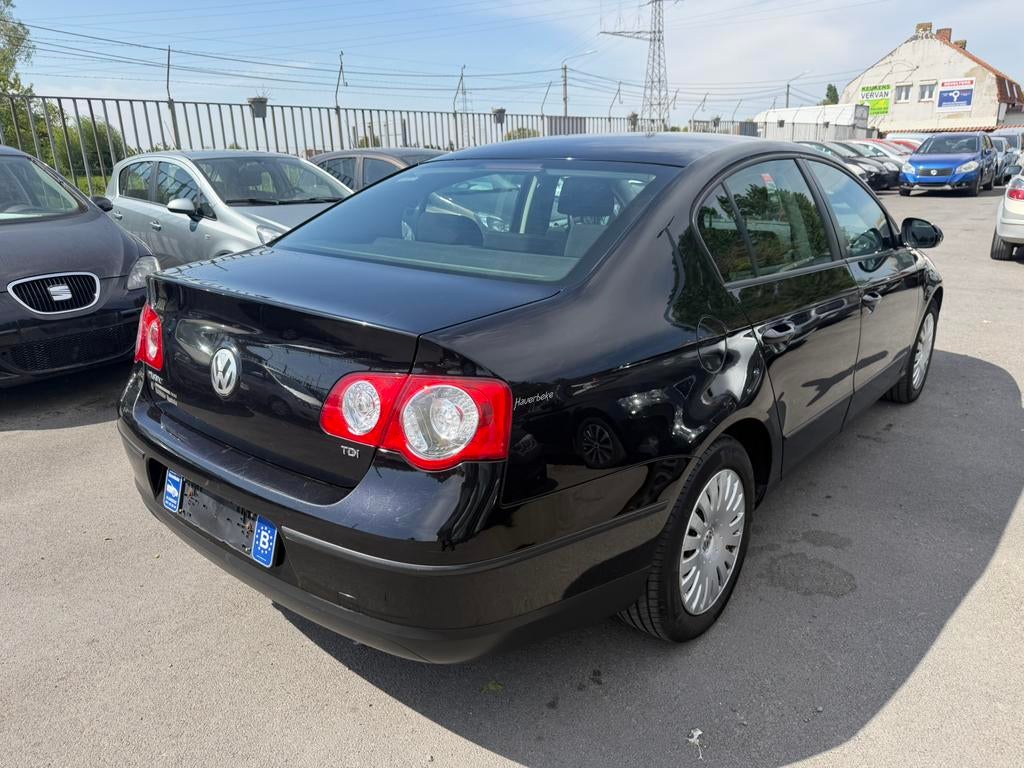 VW PASSAT DIESEL 1.9 EU4, Auto's, Volkswagen, Stof, 4 cilinders, Zwart, Bedrijf