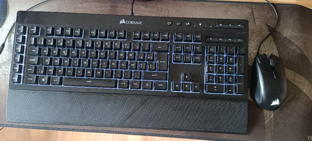 Deux Ecrans IIyama + Pied + Clavier Azerty & Souris Corsair, Ophalen, Gebruikt, Azerty, Corsair
