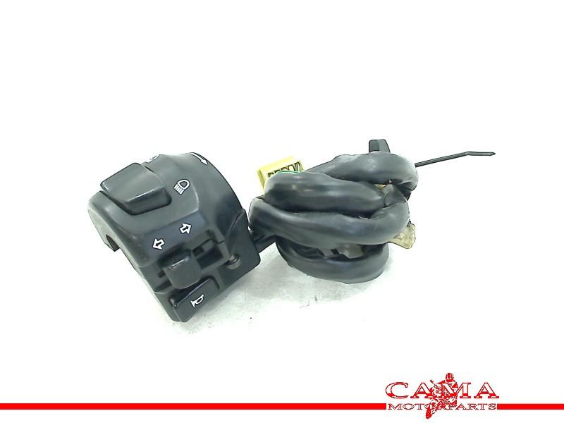 COMMUTATEUR GAUCHE GSX R 750 1996-1999 SRAD (GSXR750), Dhr. S. di Majo, Utilisé, Info@cama-motorparts.nl, P.J. Troelstraweg 8 8
3144 CX  MAASSLUIS, NL