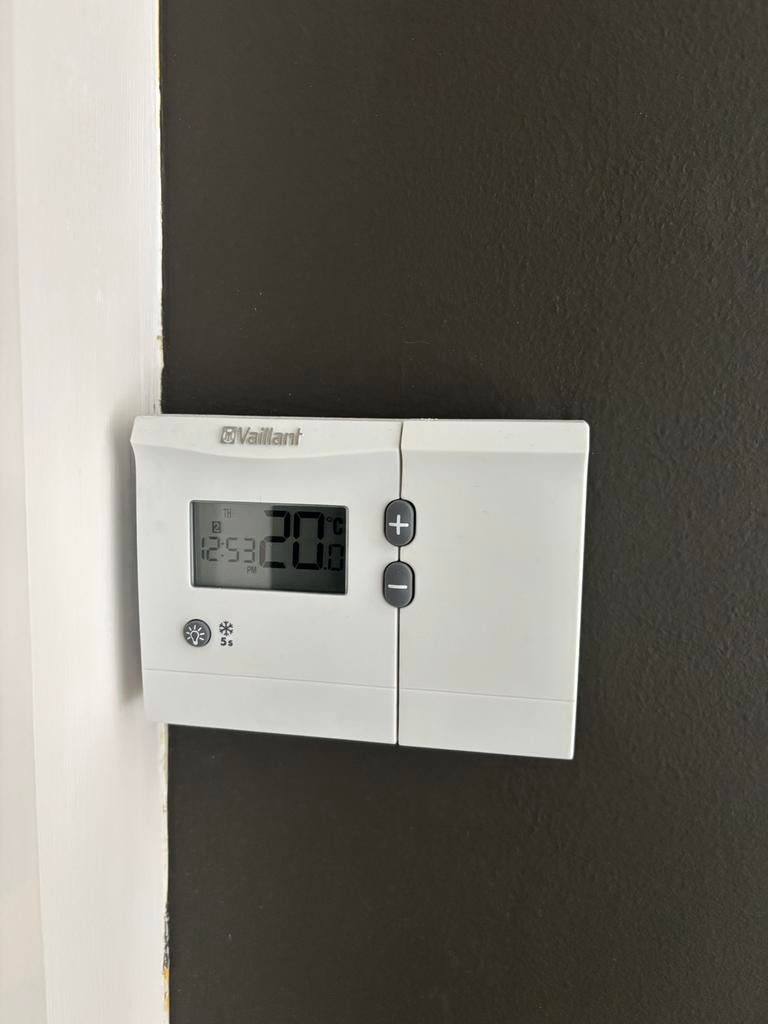 Vaillant thermostaat VRT250 calormatic, Doe-het-zelf en Bouw, Ophalen of Verzenden, Zo goed als nieuw