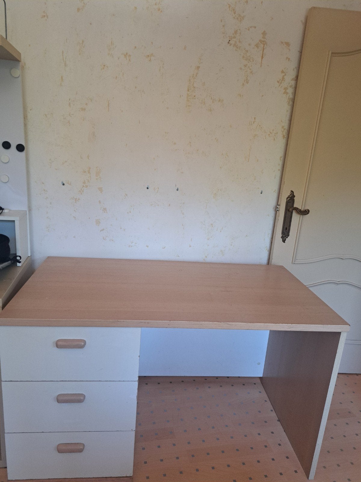bureau met ingebouwde ladekast, Huis en Inrichting, Ophalen