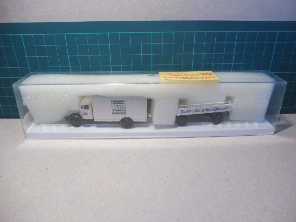 1:87 Brekina 4055 Mercedes L 311 Dortmunder DAB bier truck, Hobby & Loisirs créatifs, Voitures miniatures | 1:87, Enlèvement ou Envoi