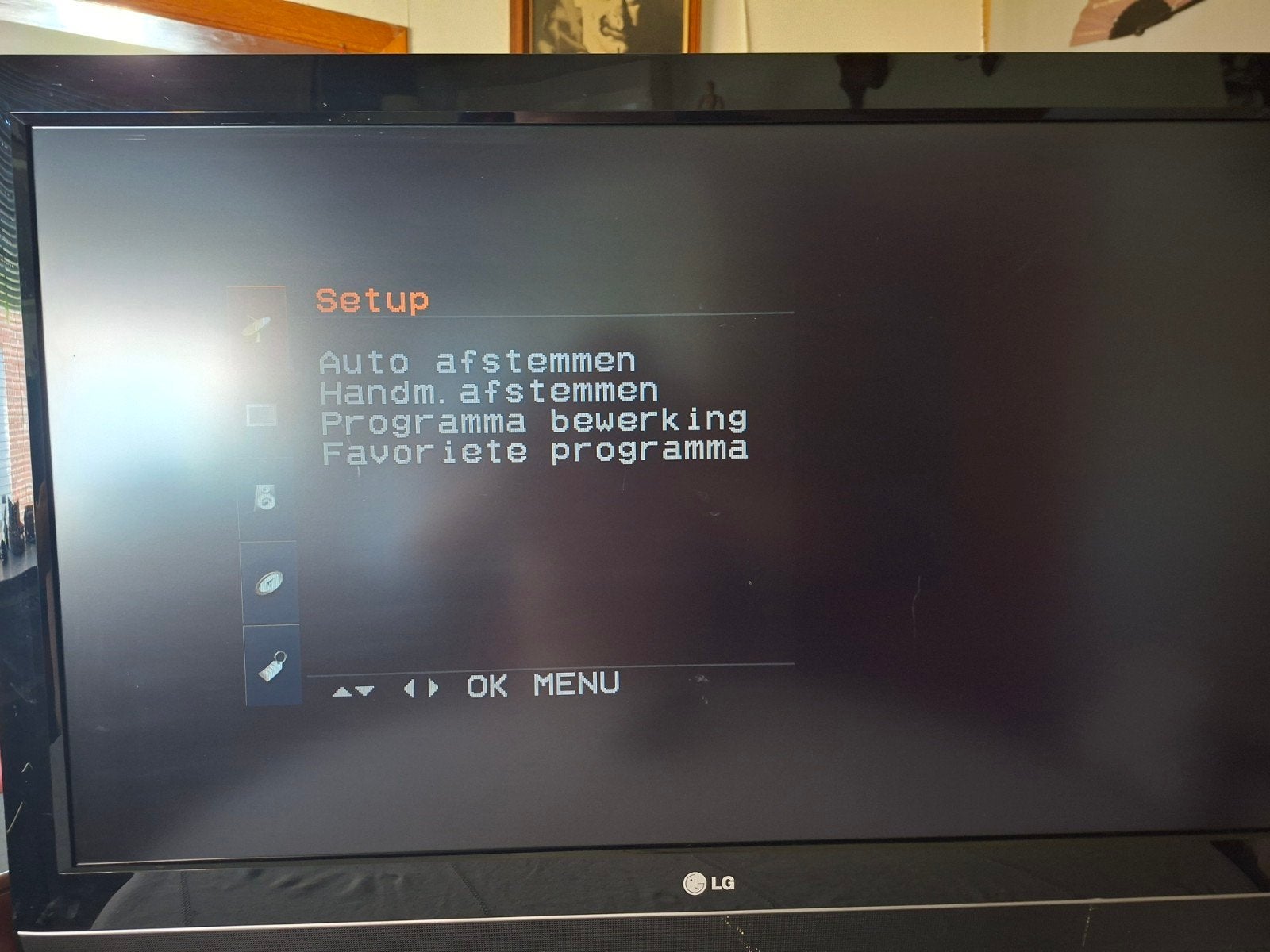 LG 42'' met afstandsbediening. GEEN SMART!, Audio, Tv en Foto, Televisies, Ophalen, Gebruikt, 50 Hz, 100 cm of meer