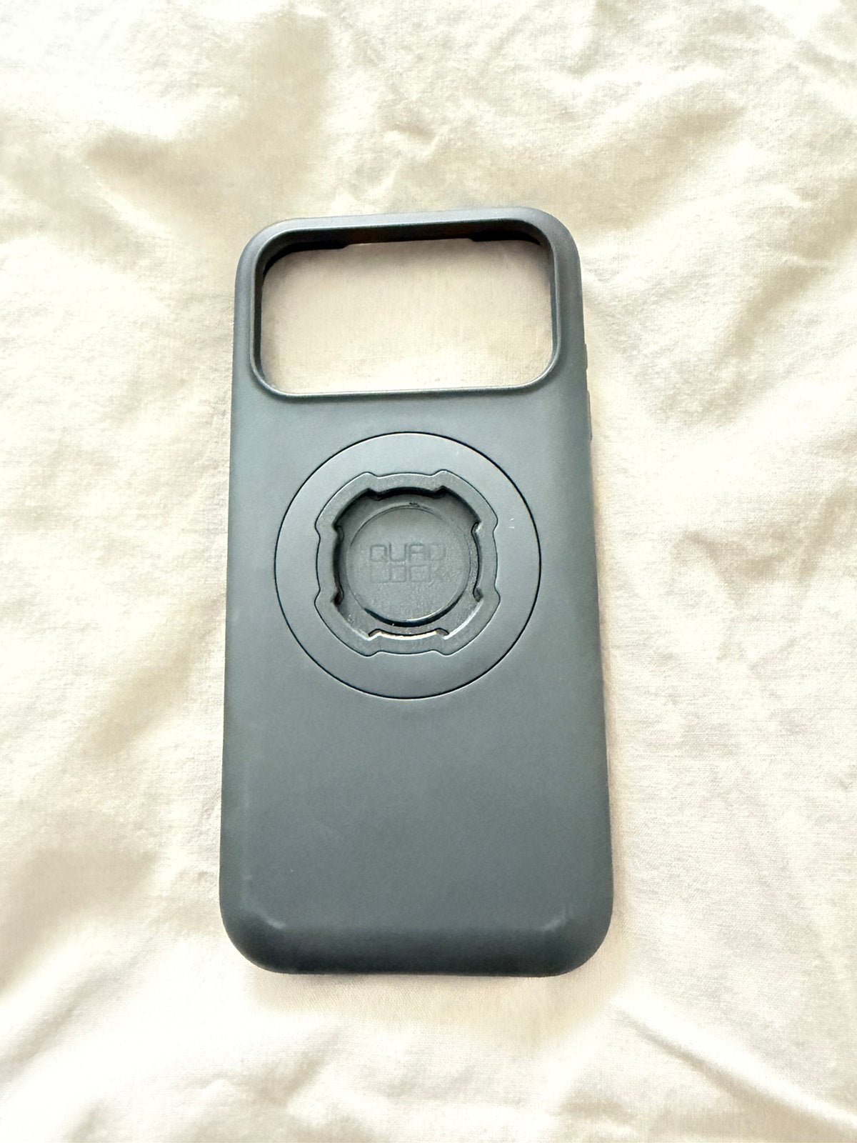 Quadlock iphone 17 pro max, Telecommunicatie, Ophalen, Zo goed als nieuw, IPhone 17