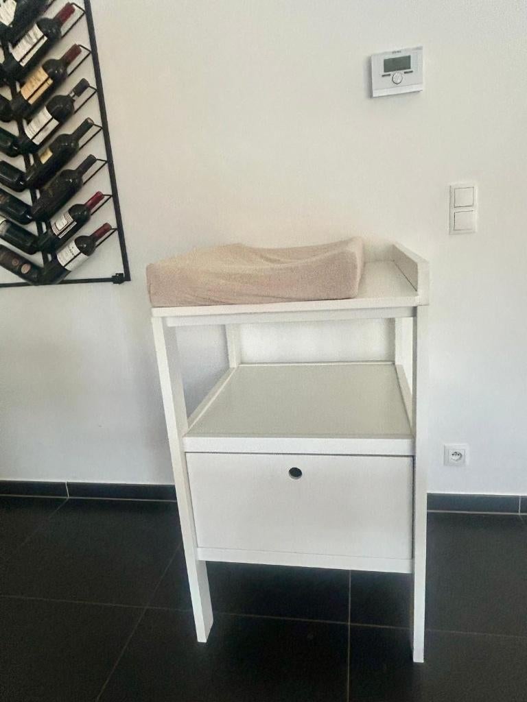 Table d'allaitement, 90 à 105 cm, Enlèvement, Utilisé, 70 cm ou plus