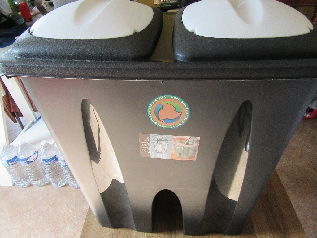 N poubelle de tri 2 compartiments, Maison & Meubles, Accessoires pour la Maison | Poubelles, Comme neuf, Autres matériaux, Enlèvement