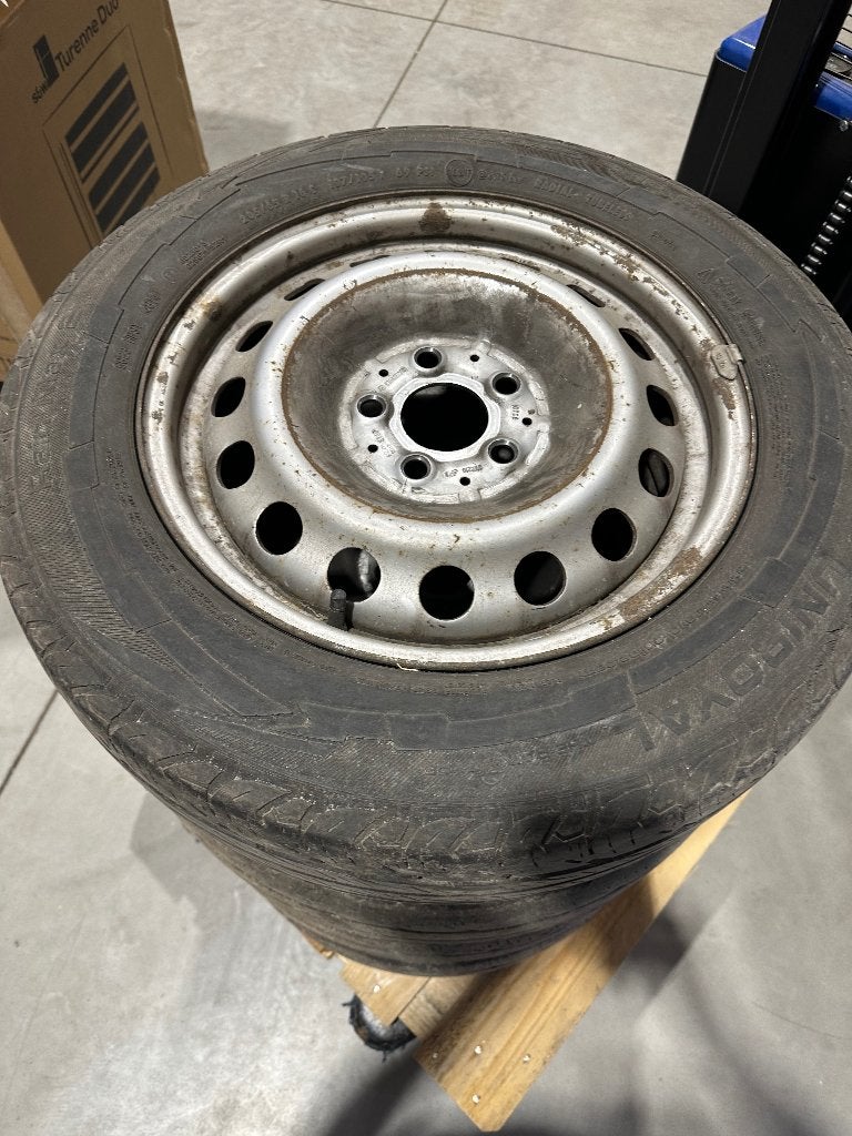 Banden op velg, Auto-onderdelen, Ophalen, 16 inch, 205 mm, Band(en)