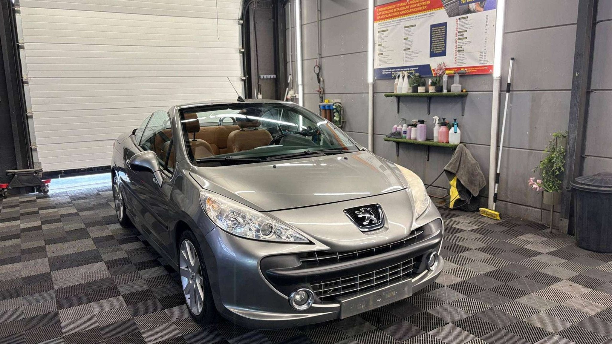 Peugeot 207 cc Cabrio 1.6i AUTOMATIQUE bj. 2007 135.189km, Autos, Achat, https://public.car-pass.be/vhr/d962ad4f-5c39-4f34-a0e1-6e126709c328