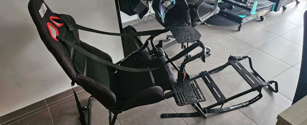 Next Level Racing GT Lite Pro – inklapbaar cockpit, Games en Spelcomputers, Spelcomputers | Overige, Gebruikt, Overige merken